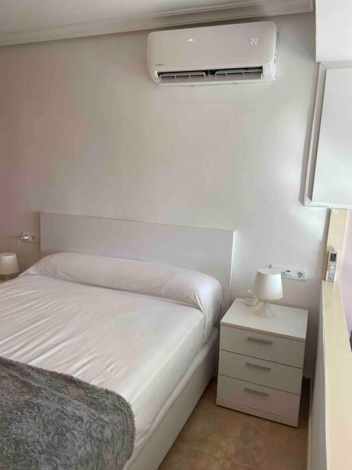Estudio Con Vistas Al Mar Apartment Ла Пинеда Екстериор снимка